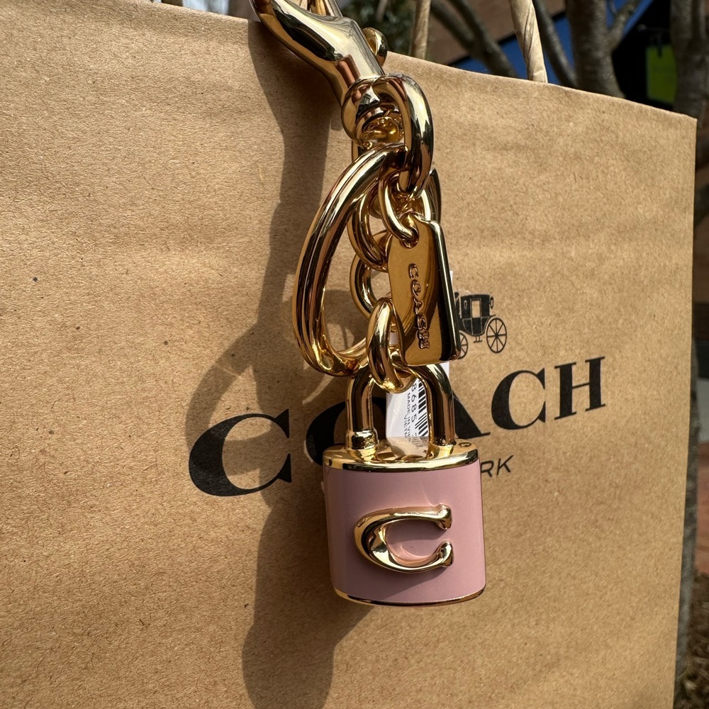 🌸🌸 Coach Lock Bag Charm - Picture 6 of 6